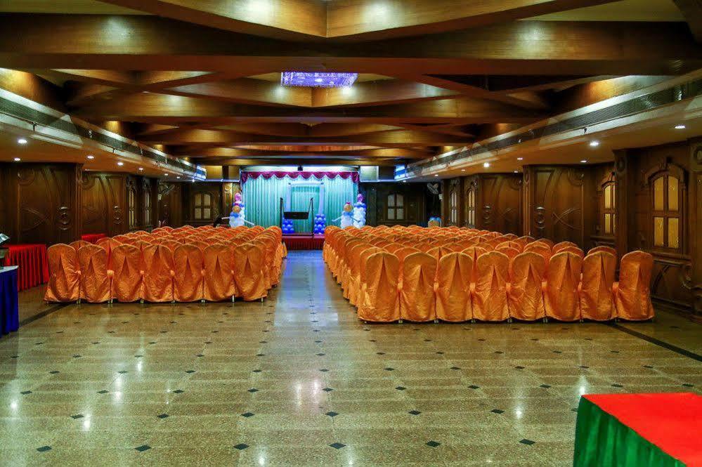 Hotel Zo Koyambedu J.n. Road 3*